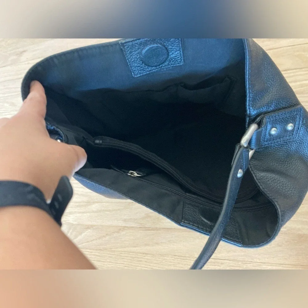 Kooba Chic Black Leather‎ Hobo Shoulder Bag Scandi Minimalist Goth Dark Academia